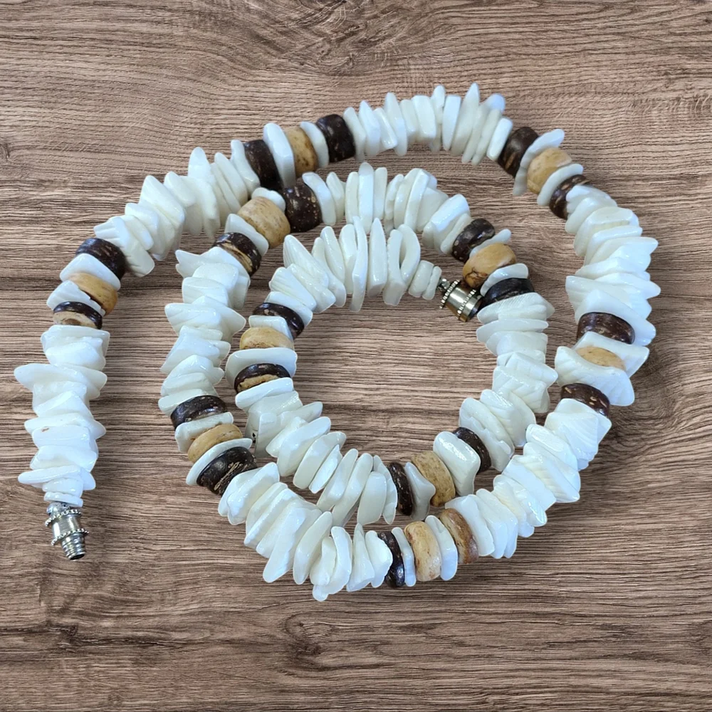 Elegant White and Brown Shell Necklace - Picture 4 of 5